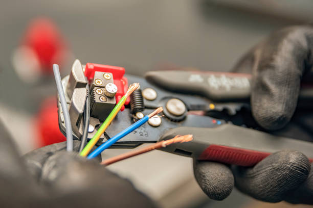 Best Emergency Electrical Repair  in Mountainair, NM